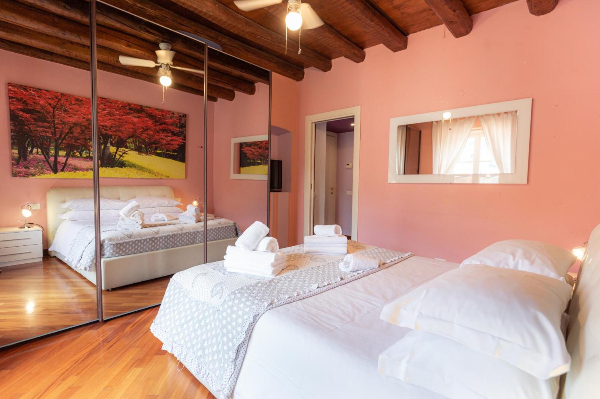 Soleluna Apartments - By Relais Di Giada Lake Como Екстер'єр фото