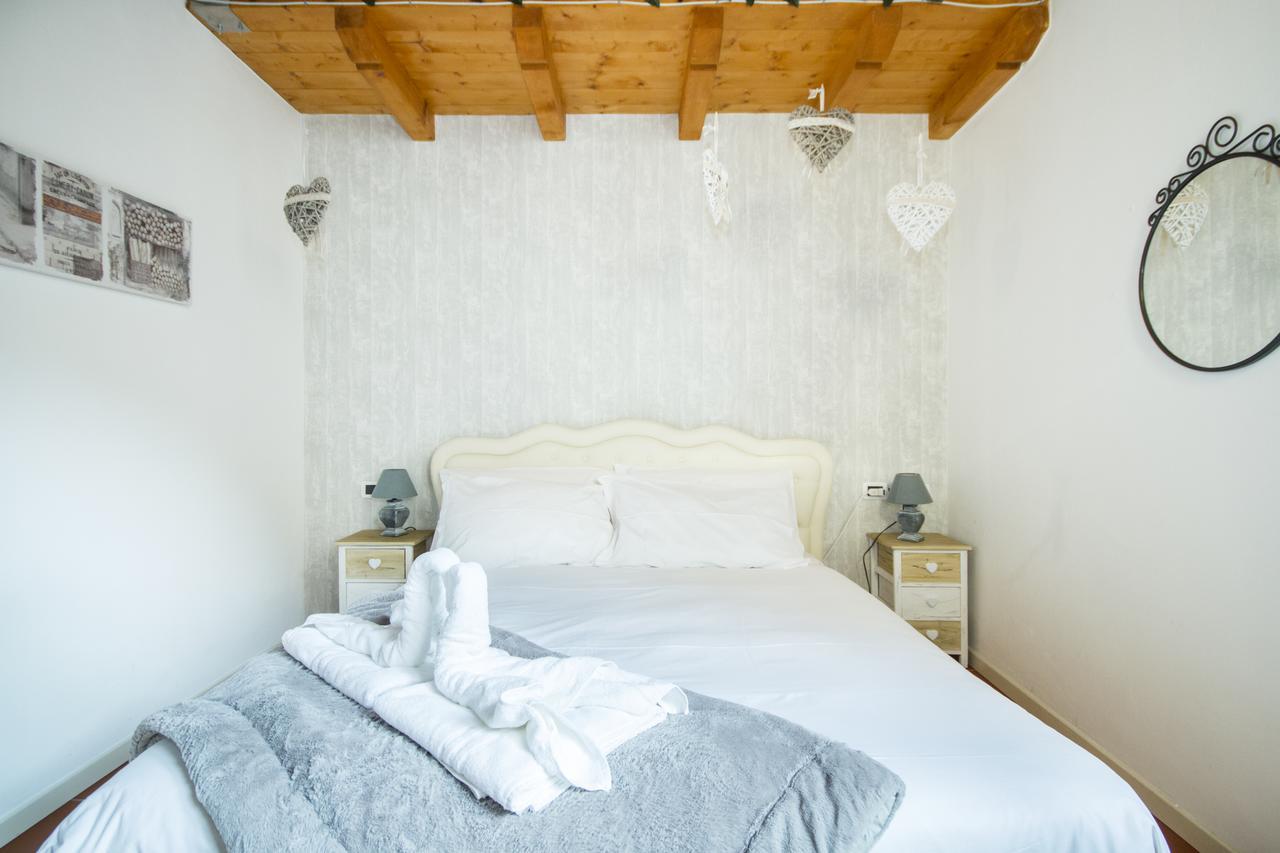 Soleluna Apartments - By Relais Di Giada Lake Como Екстер'єр фото